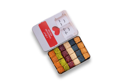 Sevgililer Günü Hediyesi Metal Kutu Karışık Baklava Lokum